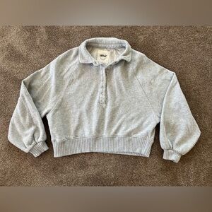 Aerie Soft Gray Fleece 1/4 snap  Pullover similar to Oh Snap. Smoke free home.